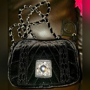 NWOT Catherine Malandrino Black Velvet chain strap crossbody.